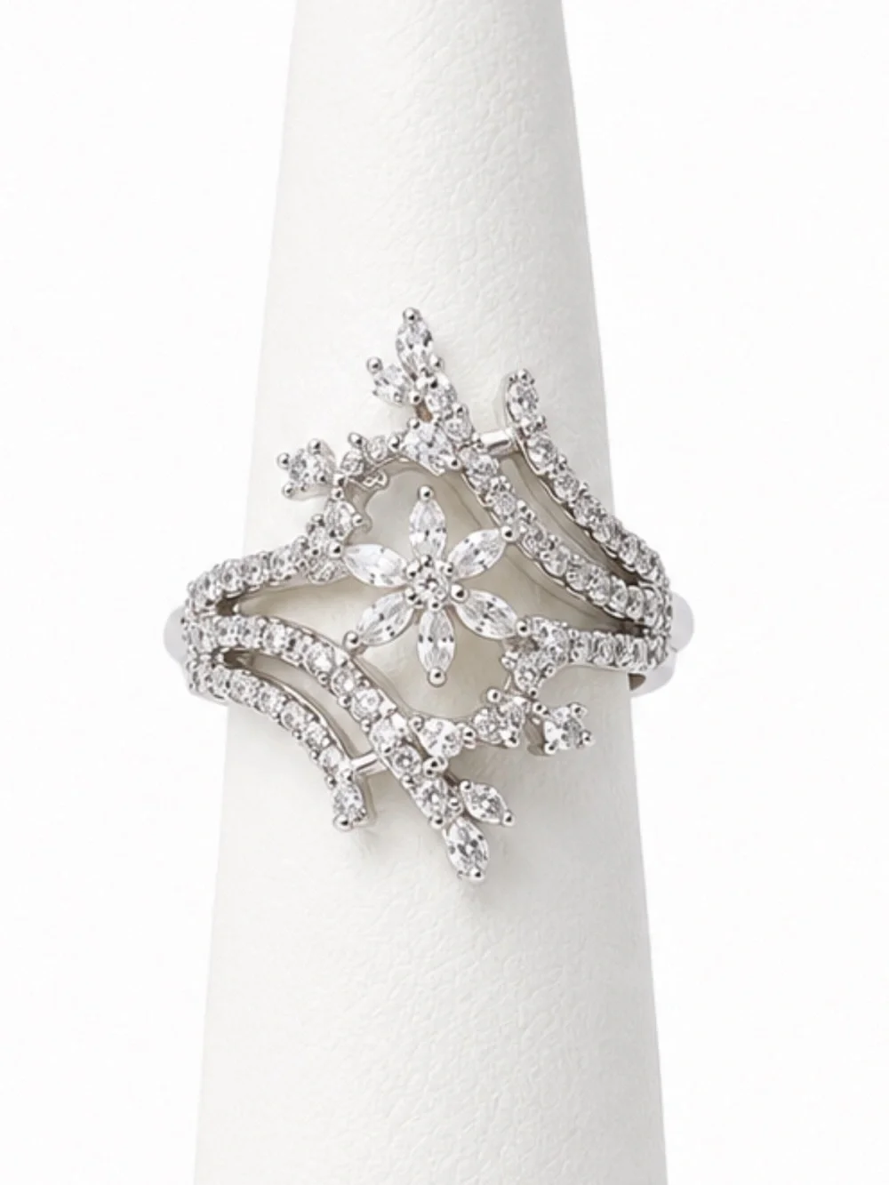 Cubic zirconia flower and branch ring size 7.25